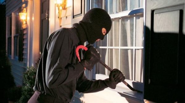 Trộm cắp tài sản dưới 2 triệu có bị xử lý hình sự? - TLT Legal