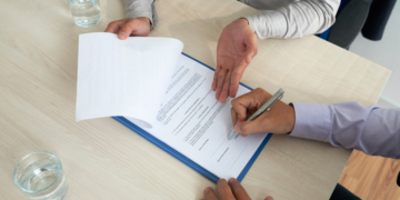 Hợp đồng đặt cọc mua bán nhà đất